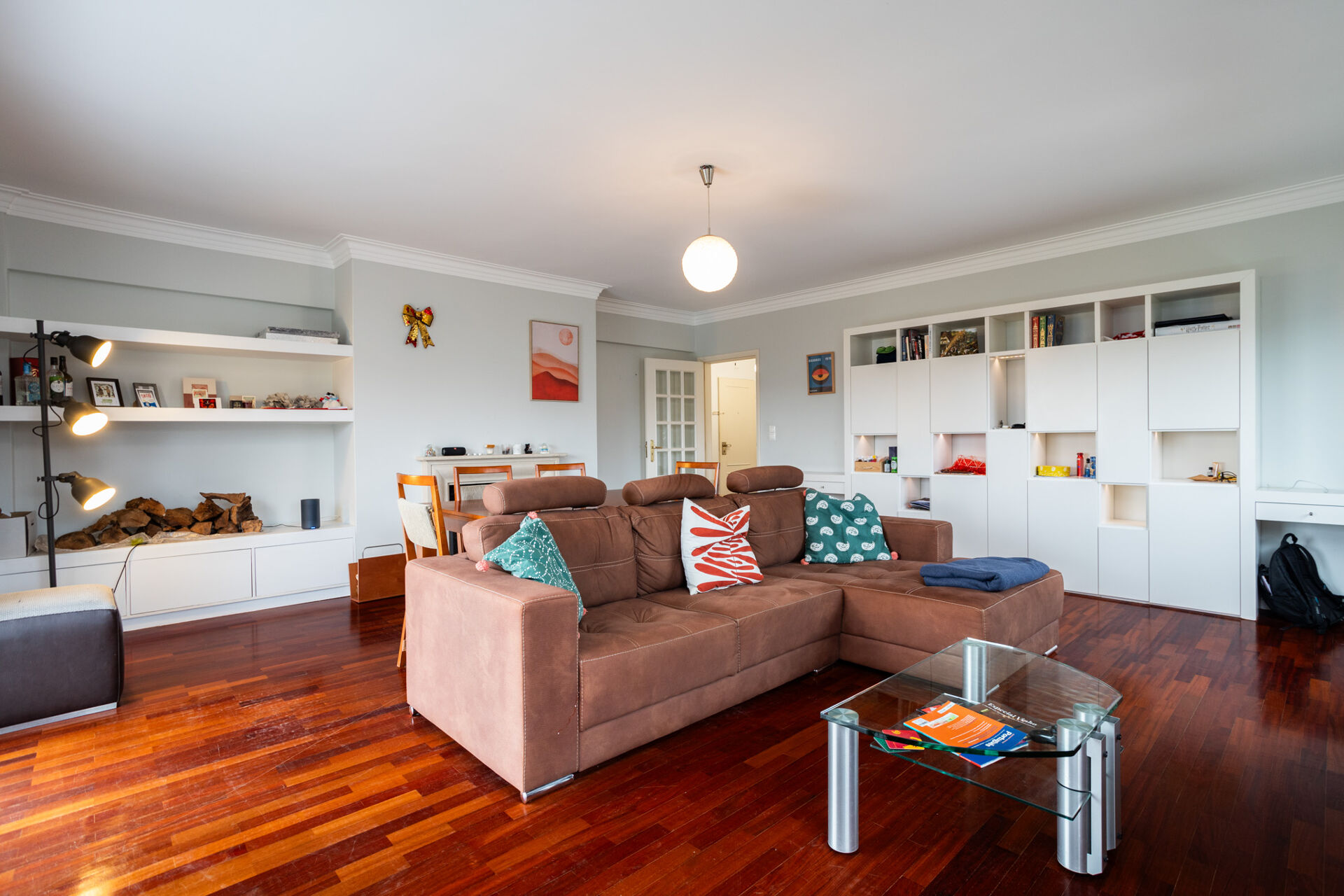 Arrendamento T2 com garagem no Restelo