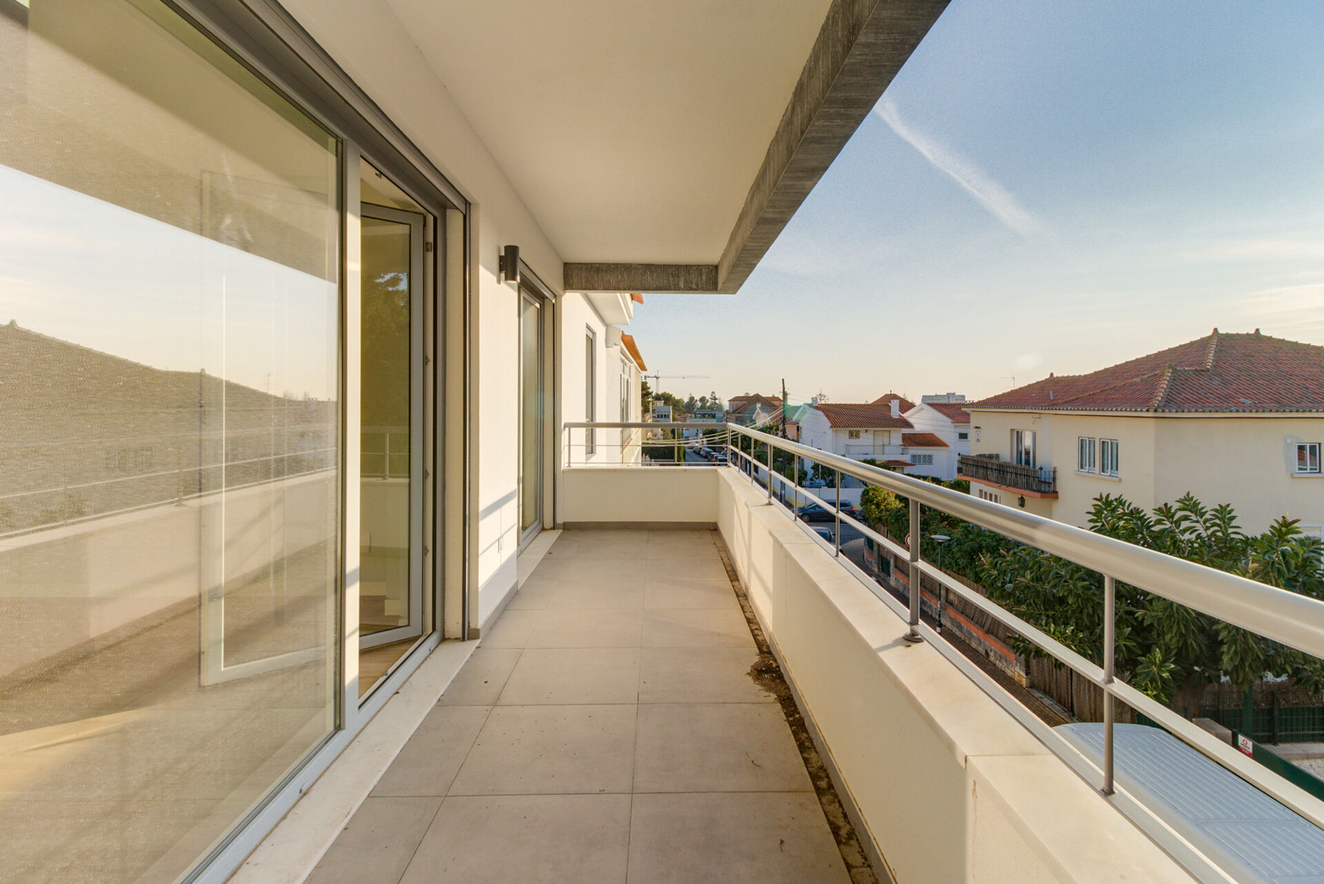 APARTAMENTO T3+1 DUPLEX CENTRO DE CARCAVELOS