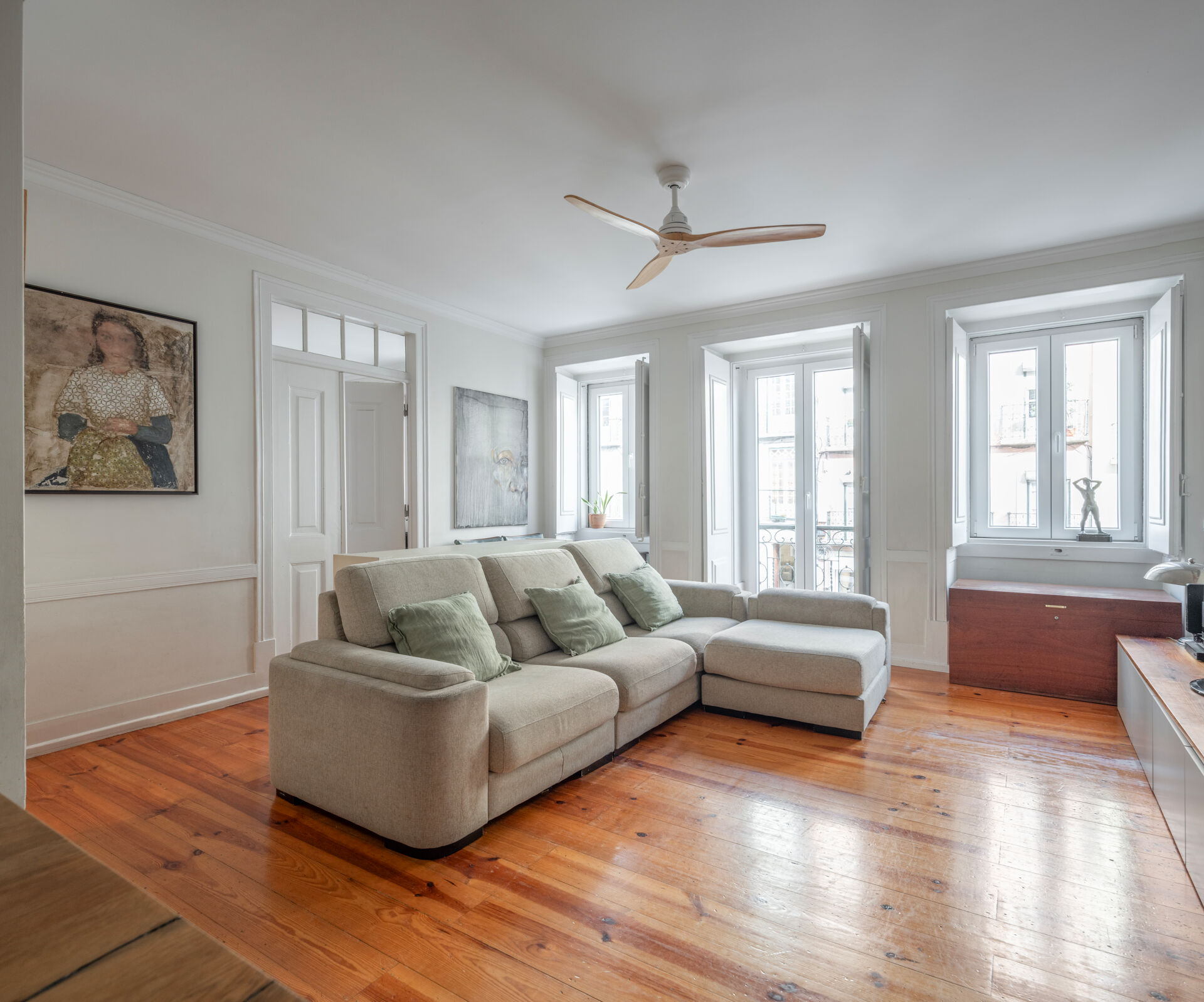 Charmoso e Luminoso Apartamento pronto a habitar