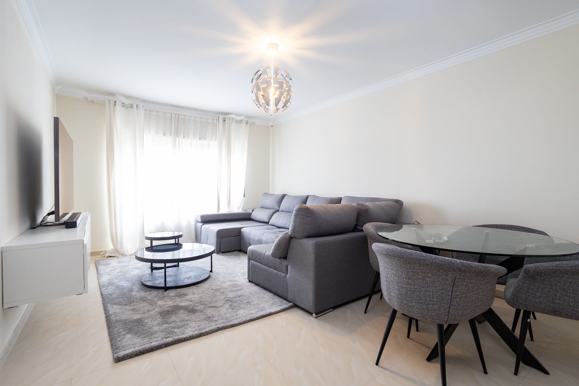 Apartamento T3, Elevador e Garagem em Loures/ Sto. António dos Cavaleiros