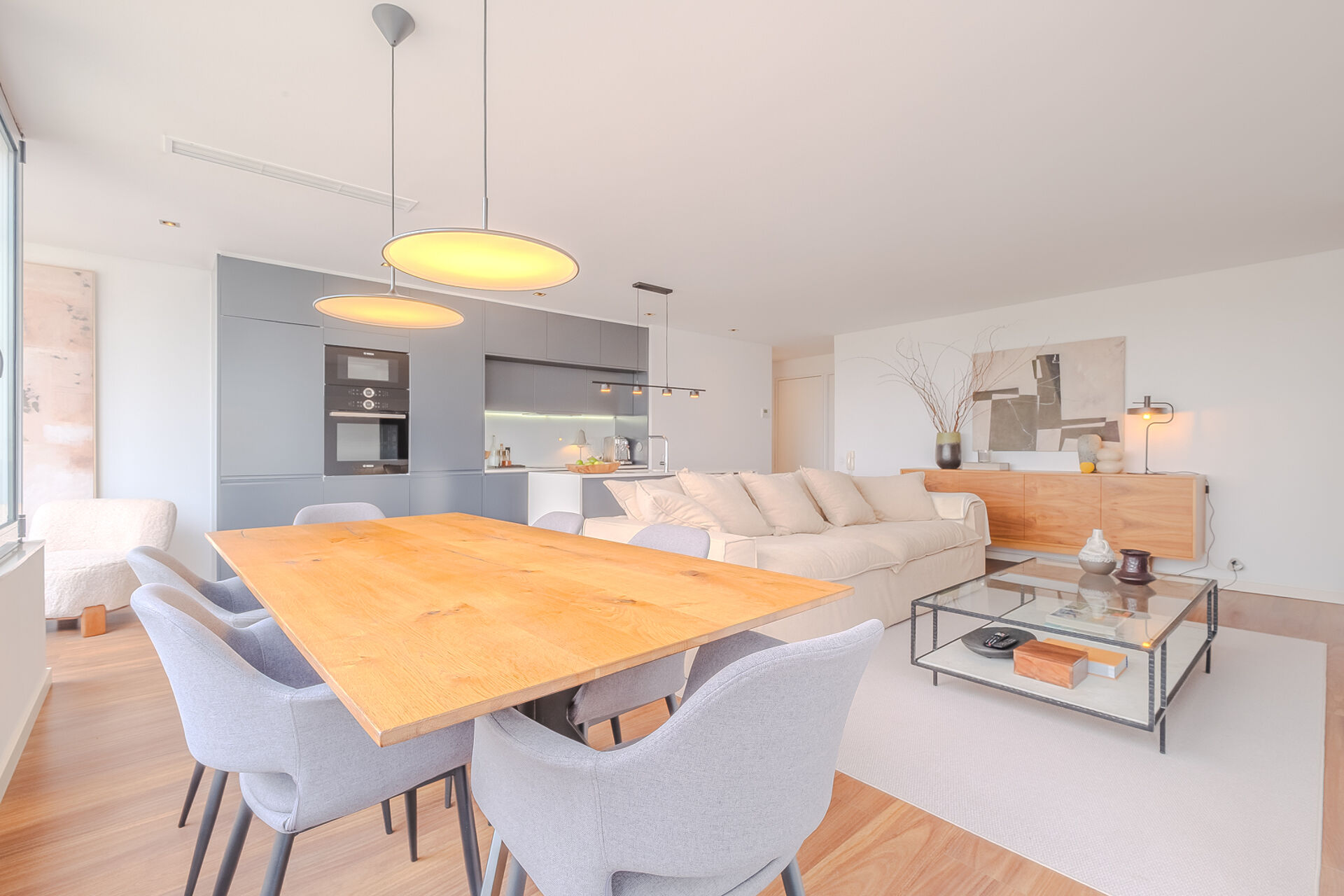 T2 Torres do Restelo com vista desafogada