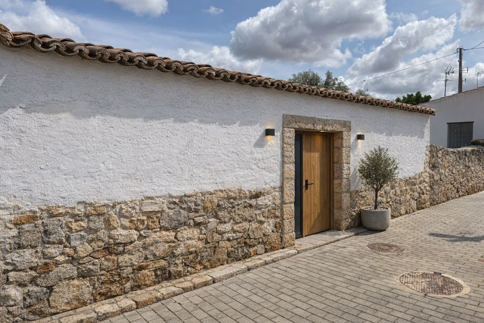 Ruína para Reconstruir em Alcaria Ruiva – Oportunidade Única!