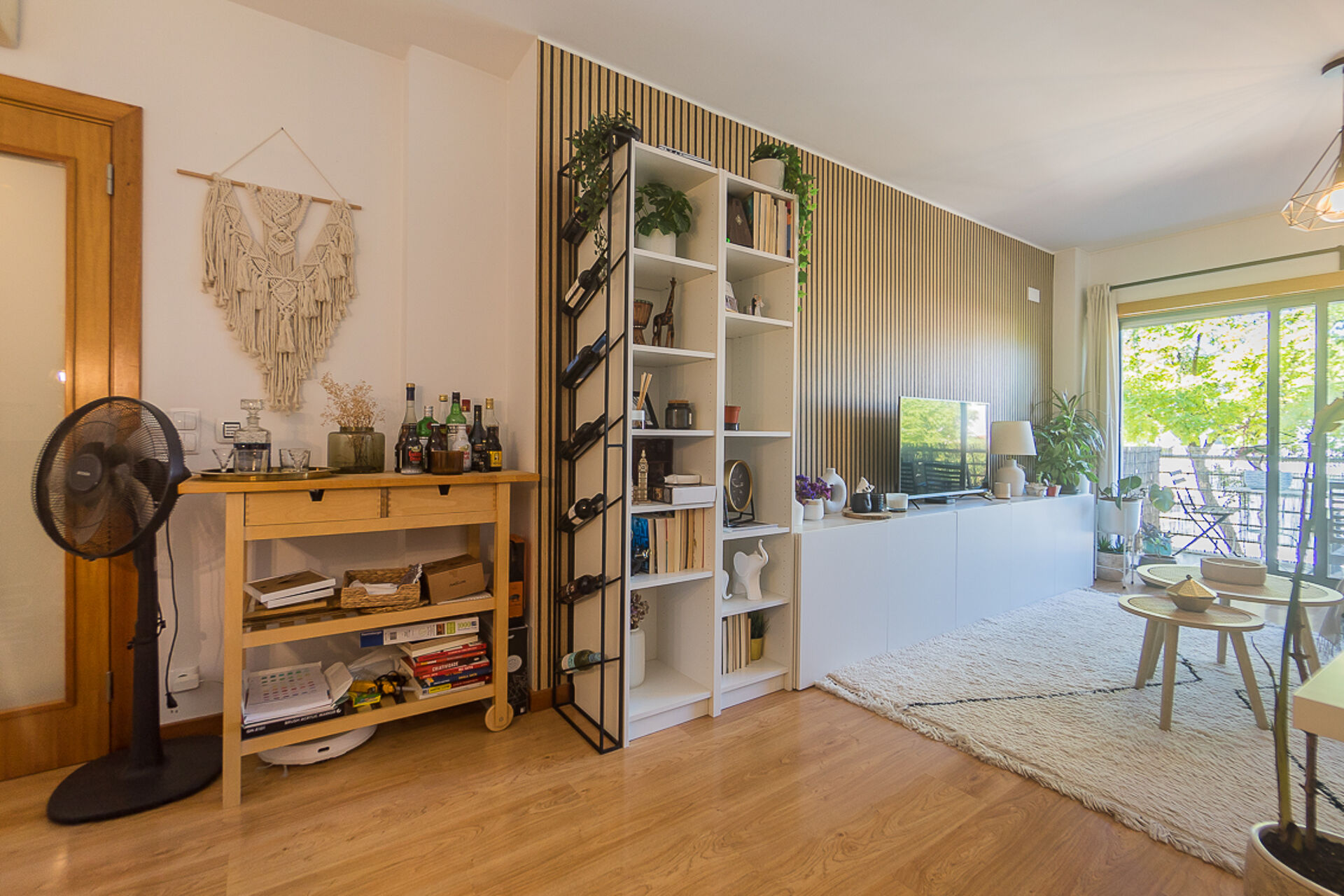 Apartamento T2 Moderno e espaçoso no Lazarim-Caparica Perto da Praia!