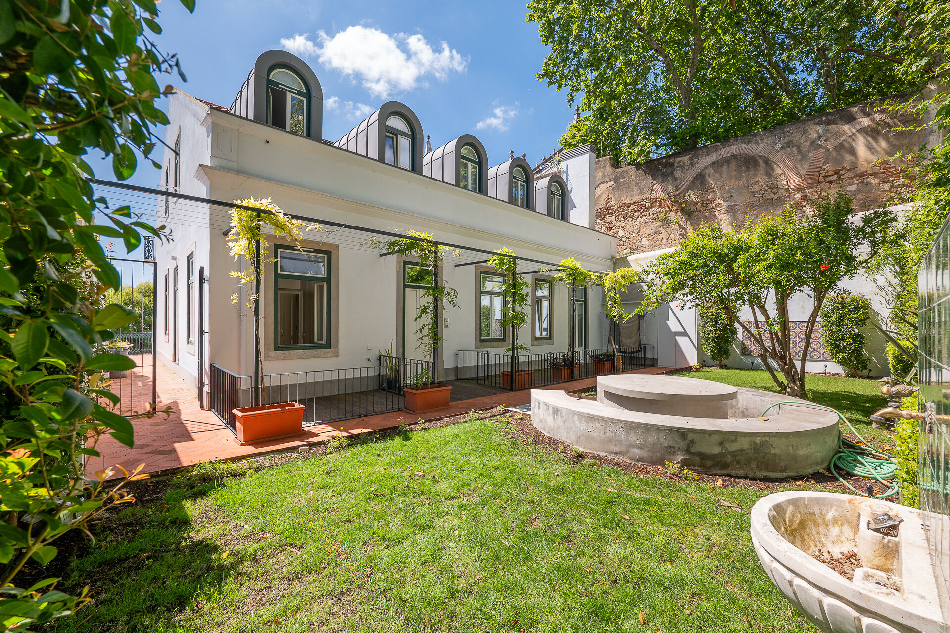 T2 em edifício Apalaçado - Edifício Santa Clara 114