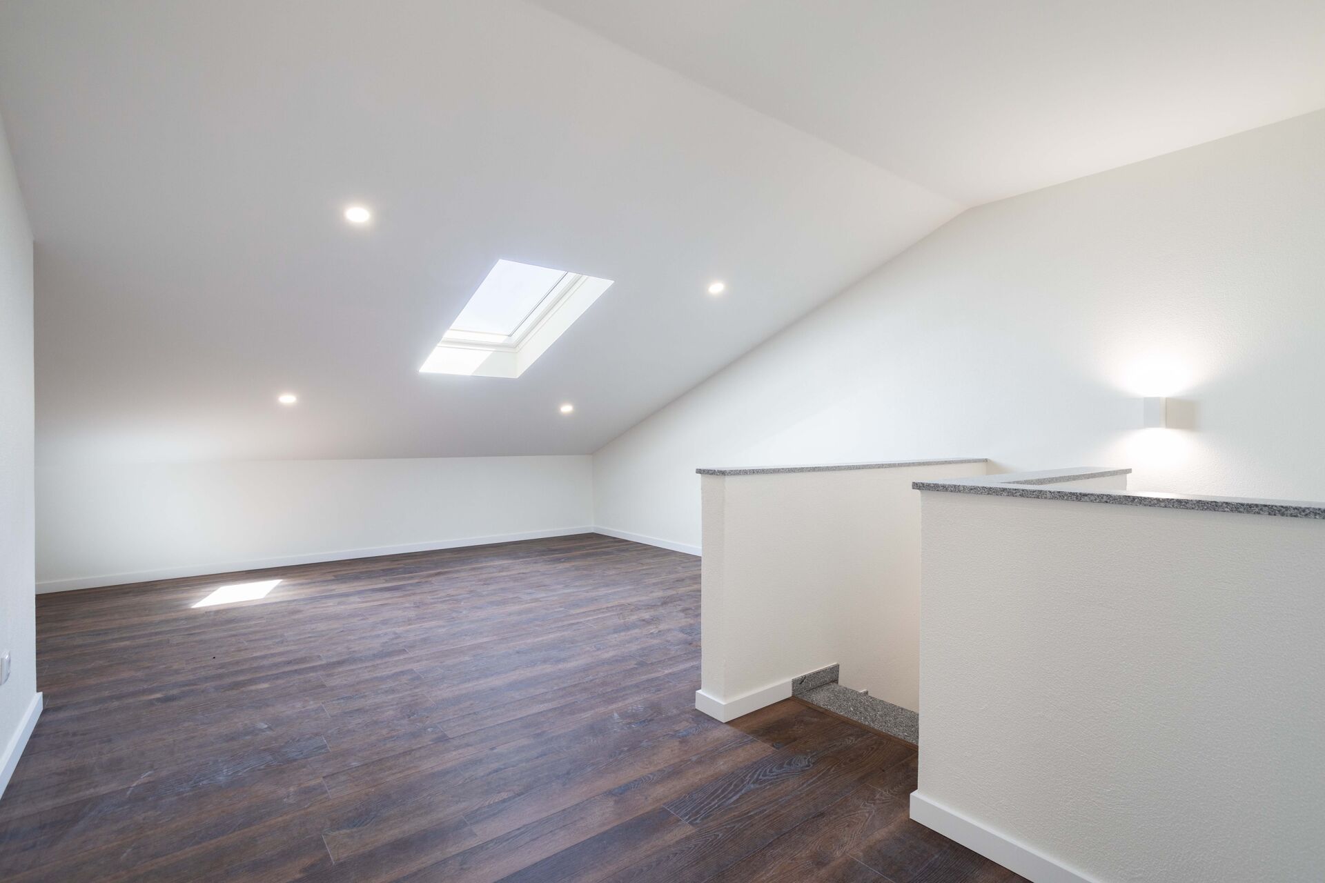 Apartamento T2 + 2 Duplex - Mem Martins 