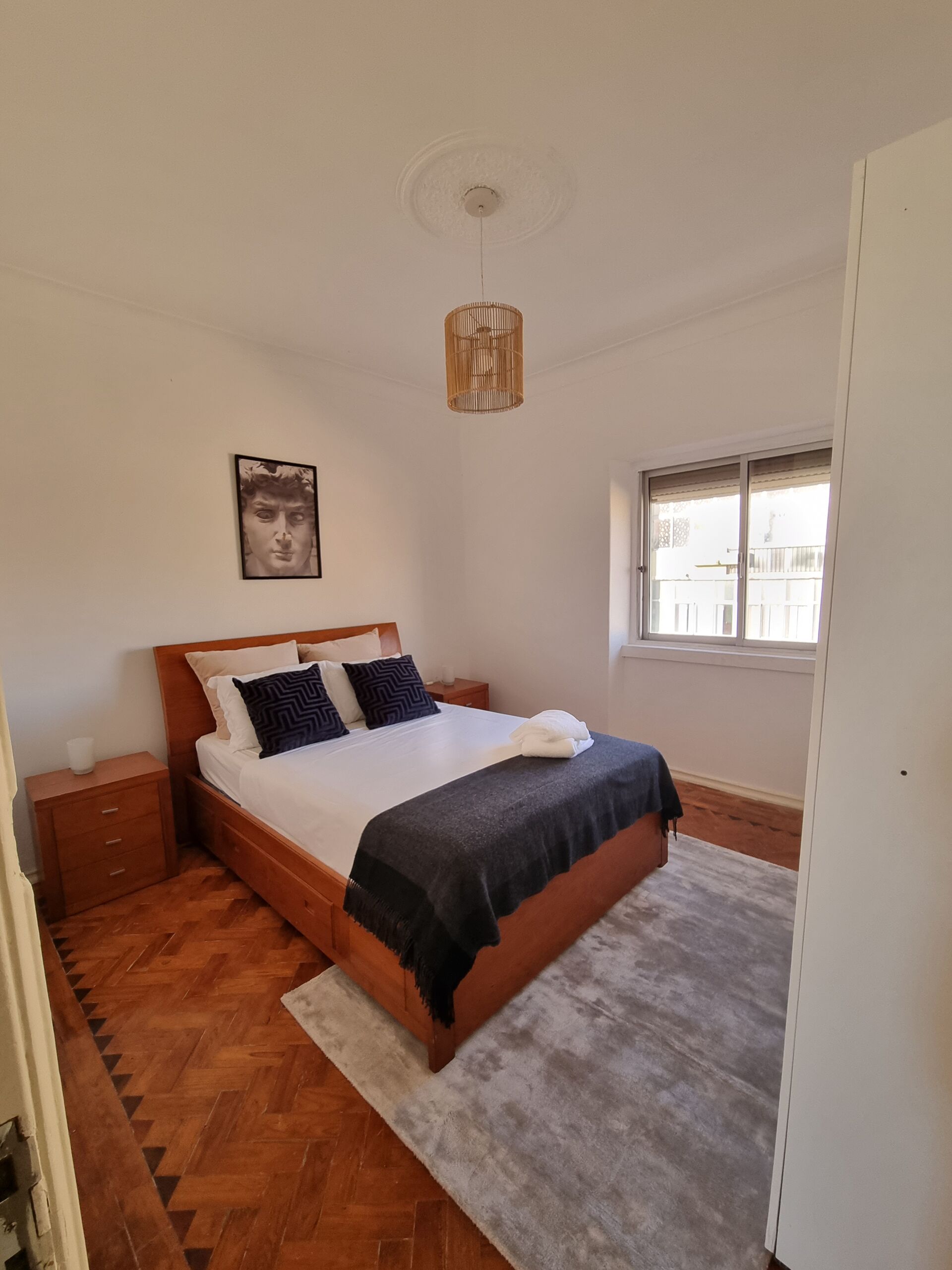 Apartamento T2+1 em Amora com sotão