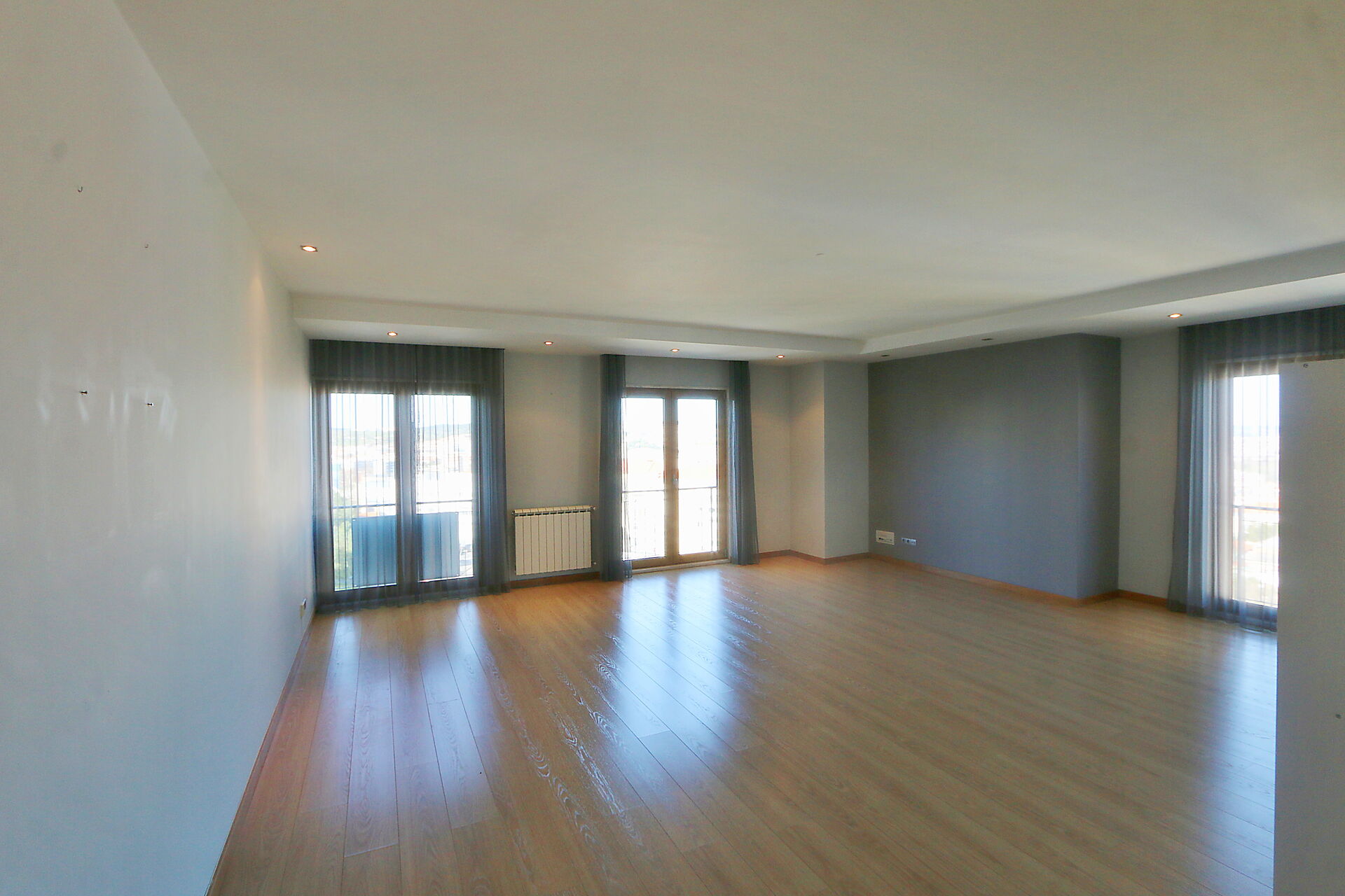 Apartamento T2 na Urbanização da Atalaia