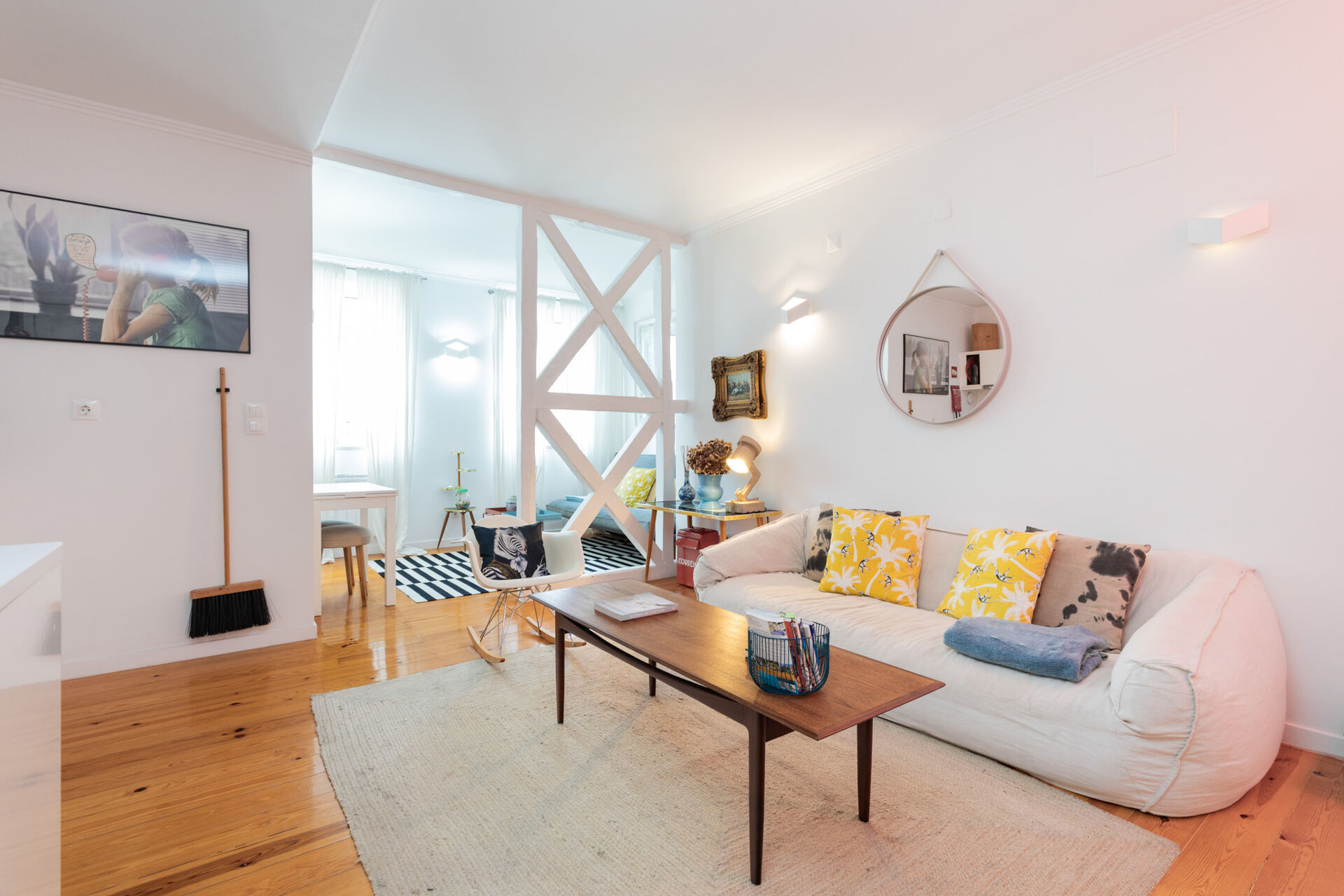 T1 Duplex em Alfama com Vista Rio e Potencial de Investimento!