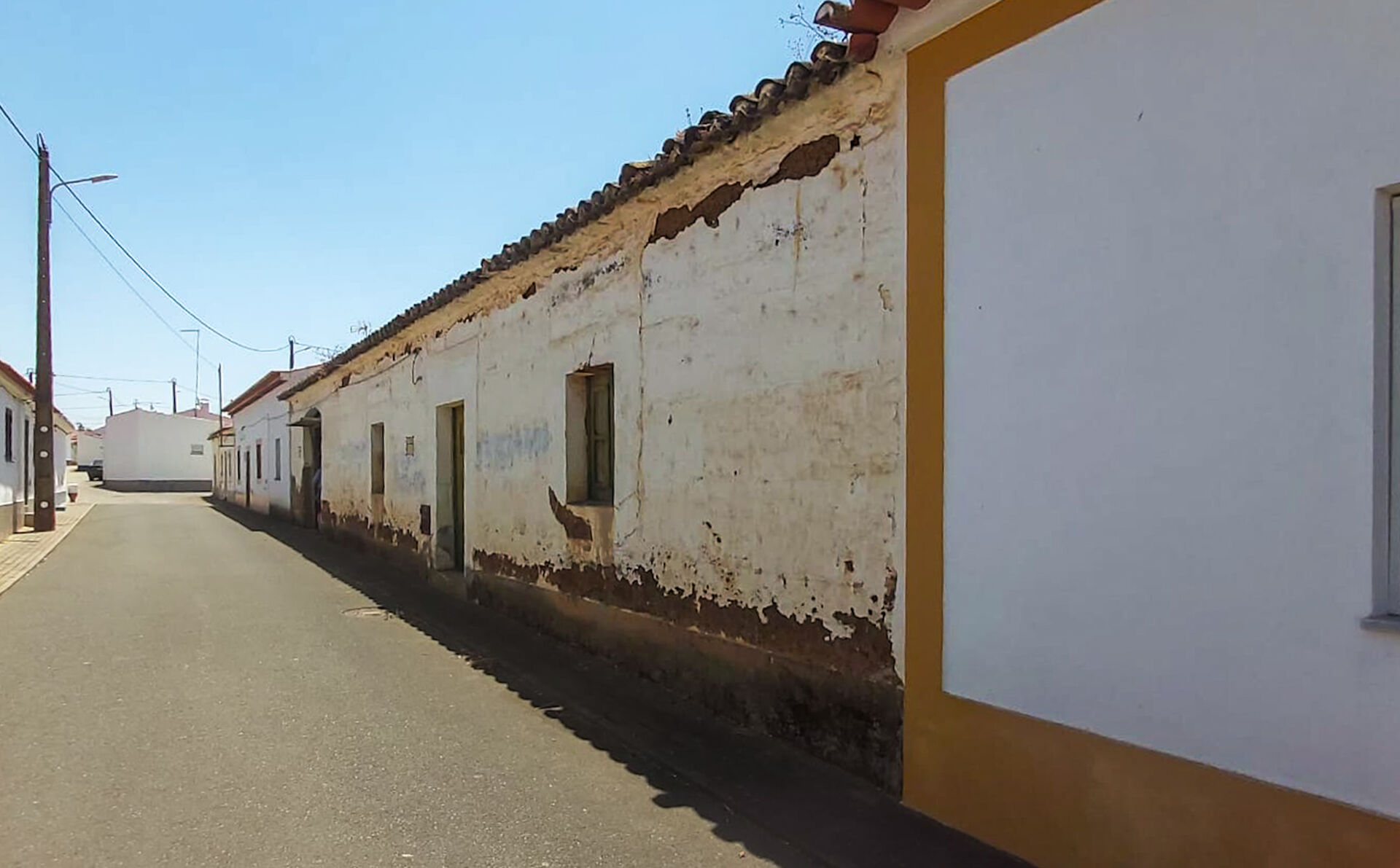 Ruína isolada T3 + casão, em Algodor, Mértola - Ideal para famílias e investidores