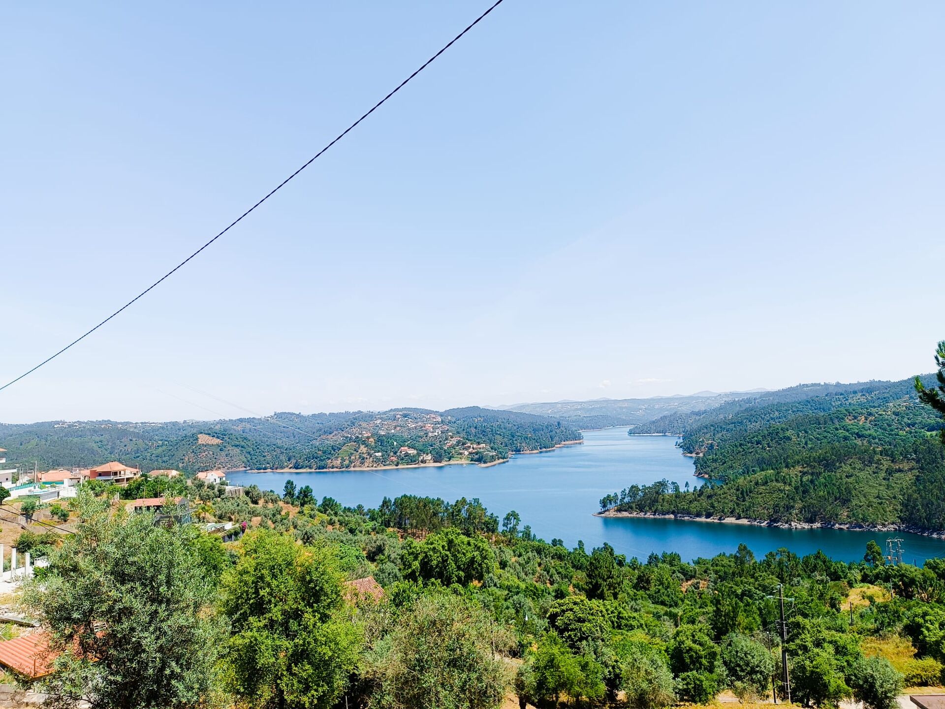 Abrantes, Cabeça Gorda - terrenos com ruínas, junto à Albufeira de Castelo do Bode