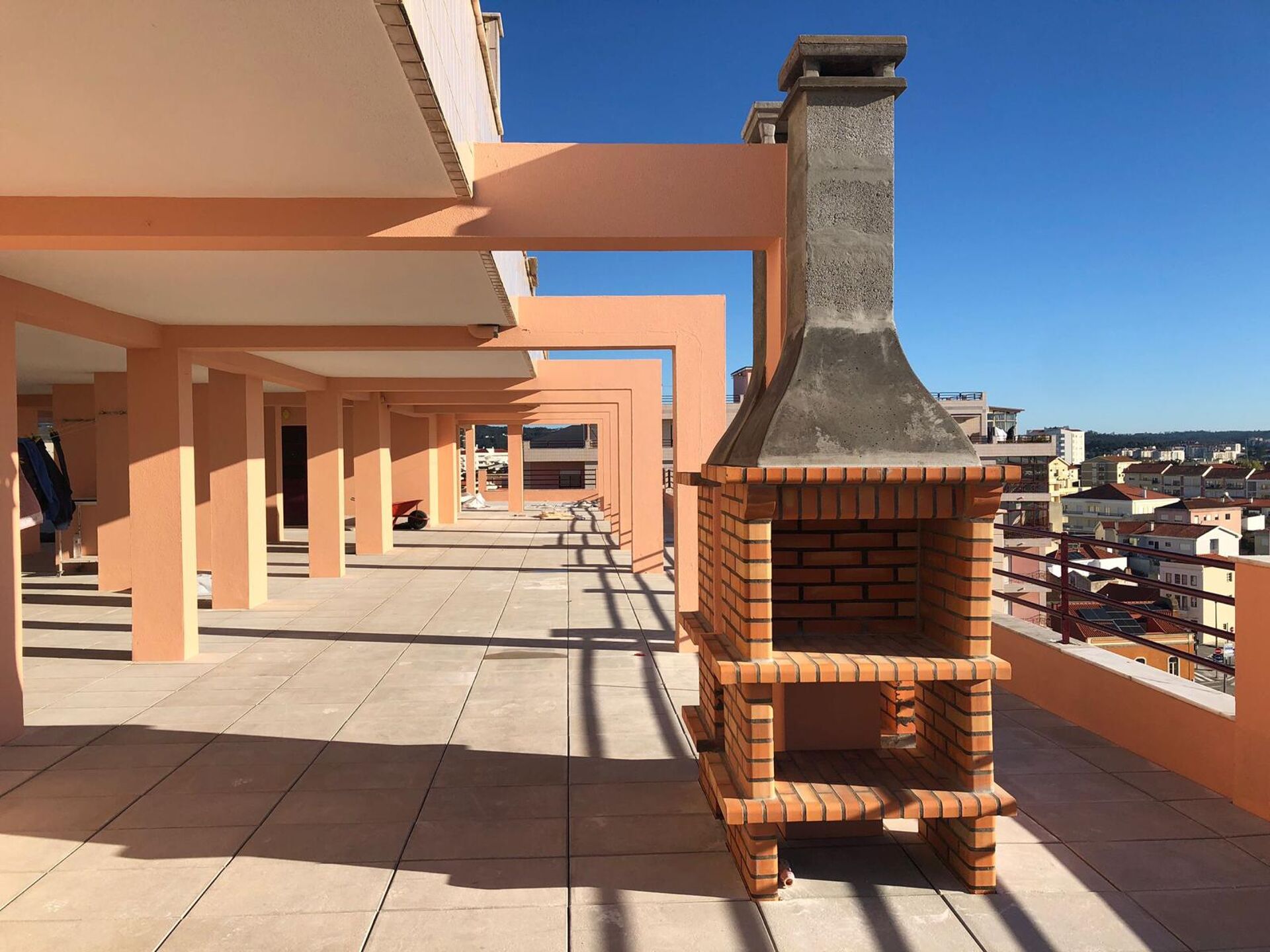 T2 no Parque das Abadias: Conforto e Qualidade de Vida em Ambiente Tranquilo!