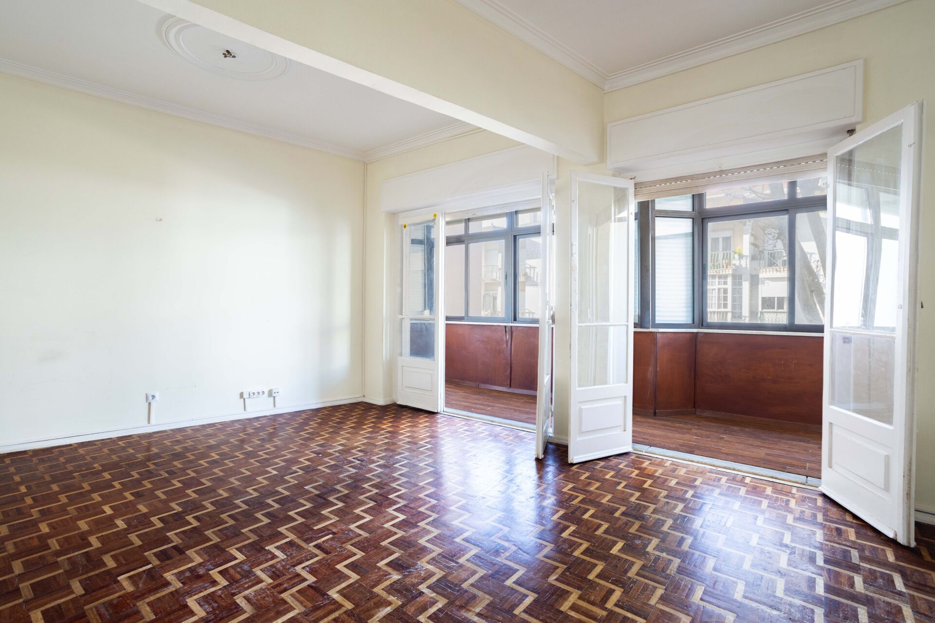 Apartamento Familiar na Cruz Quebrada – Conforto, Localização e Tranquilidade!
