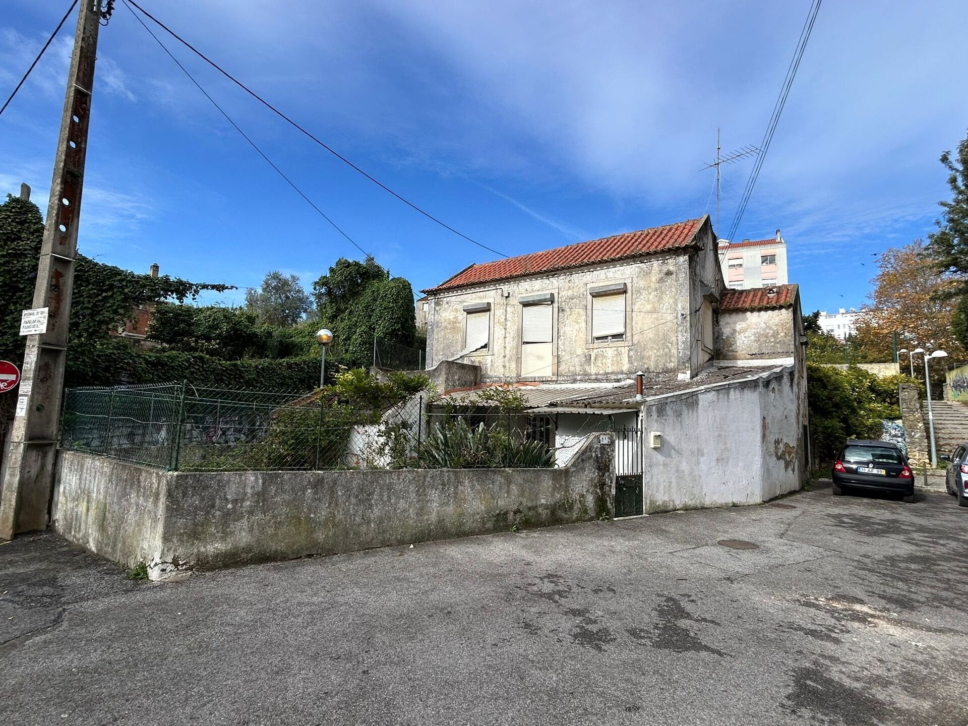 Venda Conjunta – Dois Terrenos no Centro de Agualva-Cacém