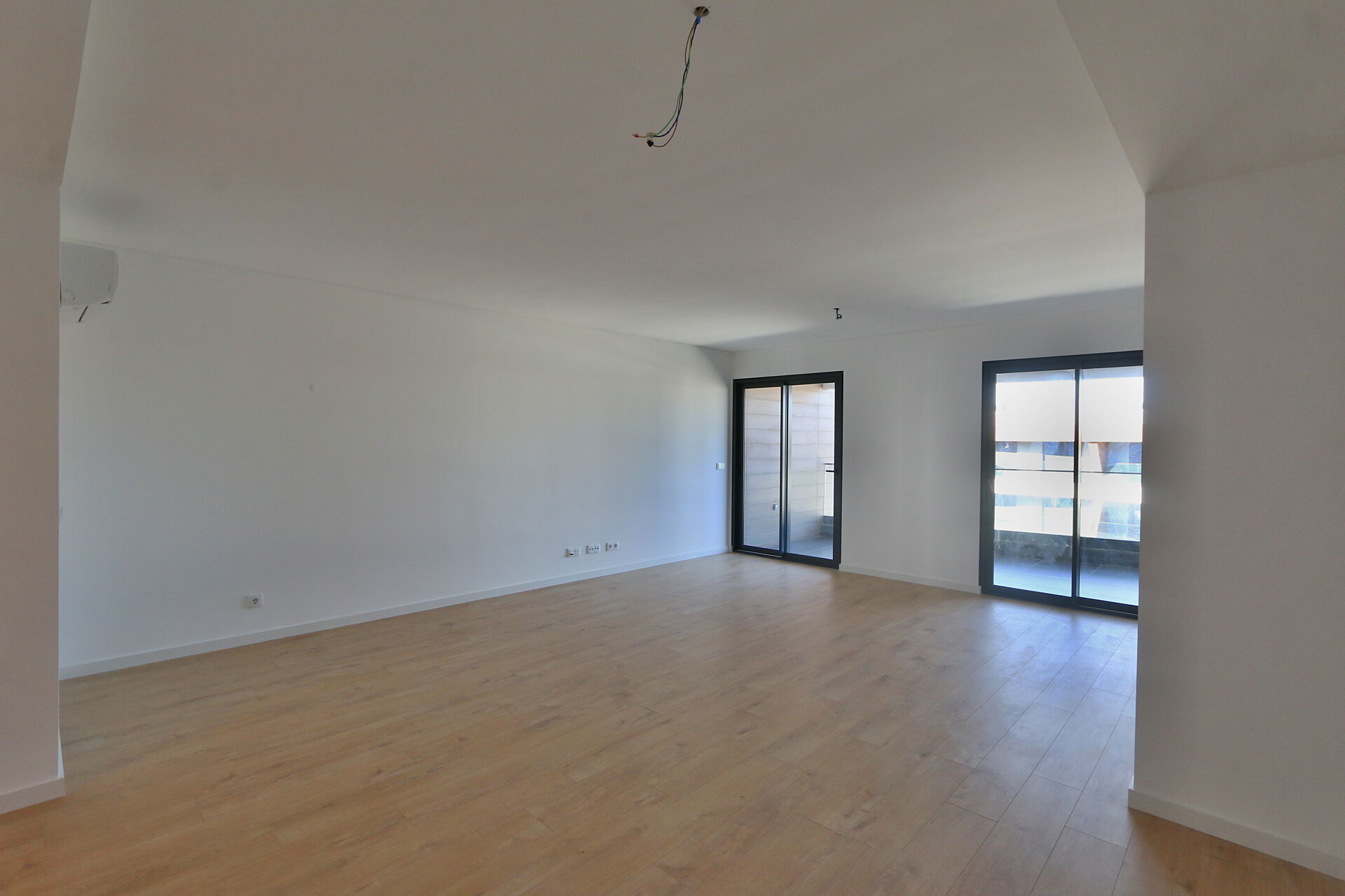 Apartamento  3 assoalhadas a estrear na urbanização Sky City!