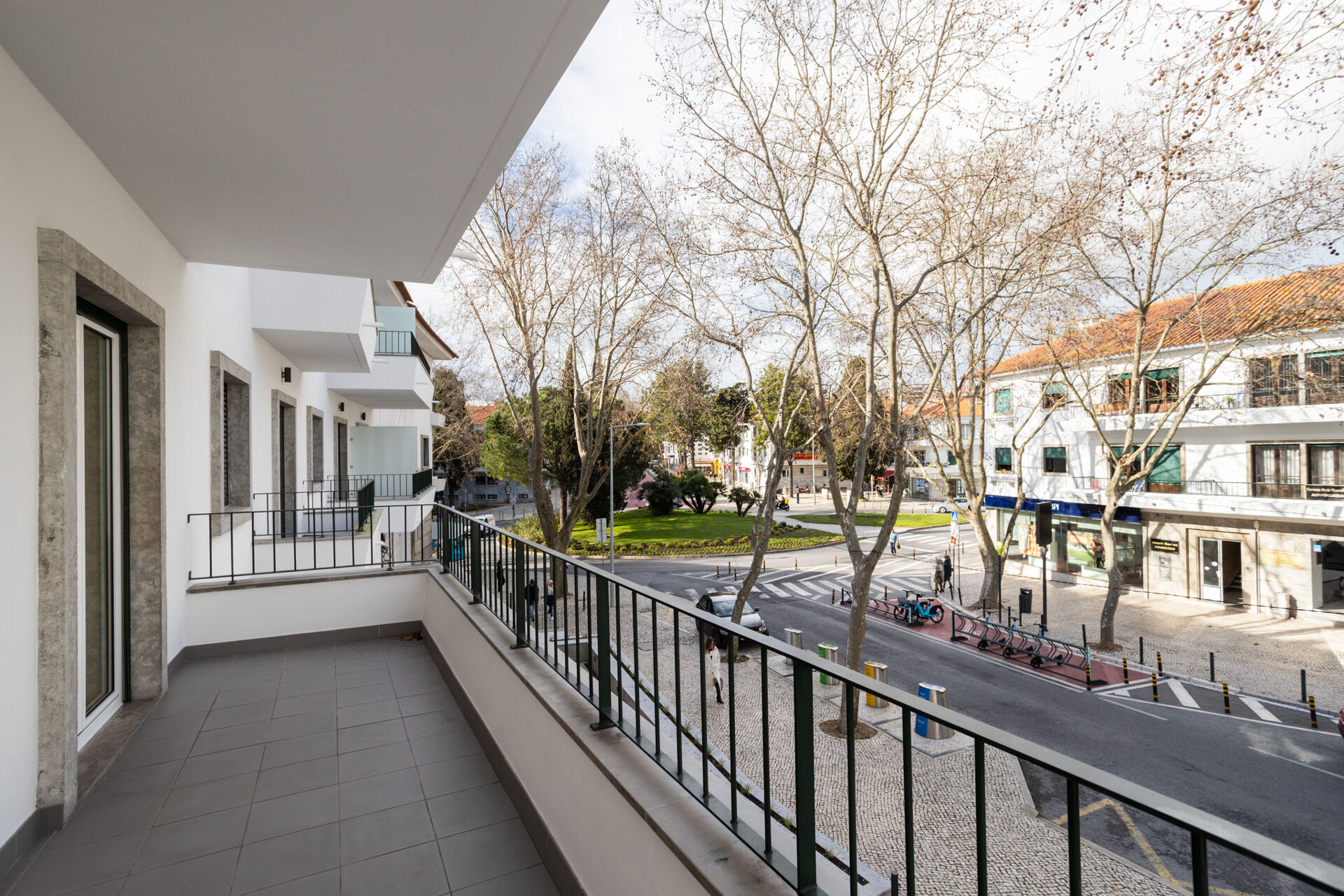 Apartamento de Sonho no Coração de Cascais – Conforto e Comodidade à Porta de Casa!
