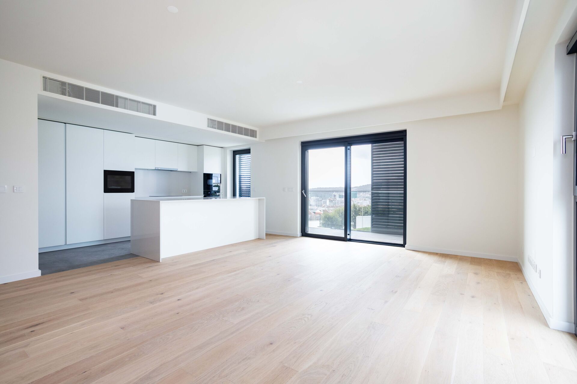 Apartamento T2 de Luxo para Arrendamento – DUUO Building | Praça de Espanha, Lisboa