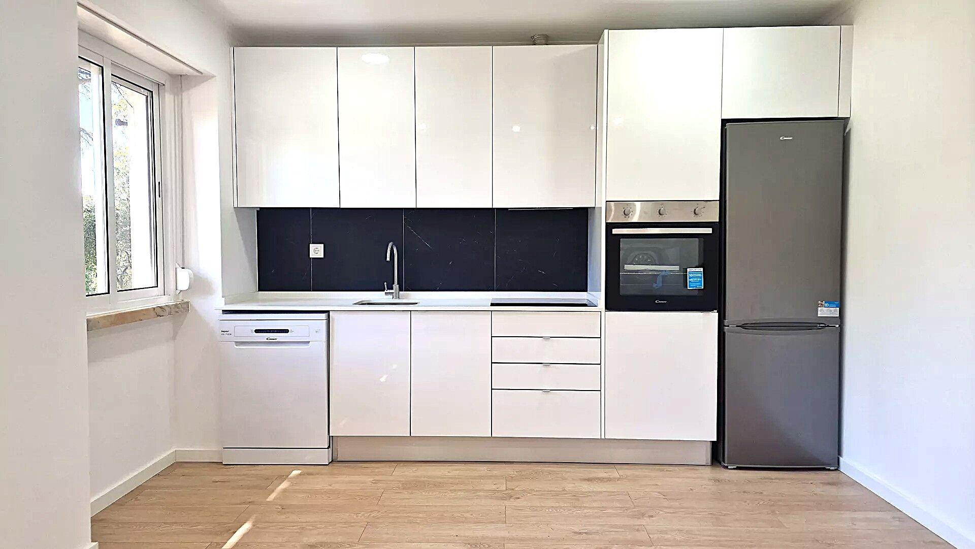 Oportunidade Única: Magnífico Apartamento Familiar com Remodelação e Ambiente Tranquilo!