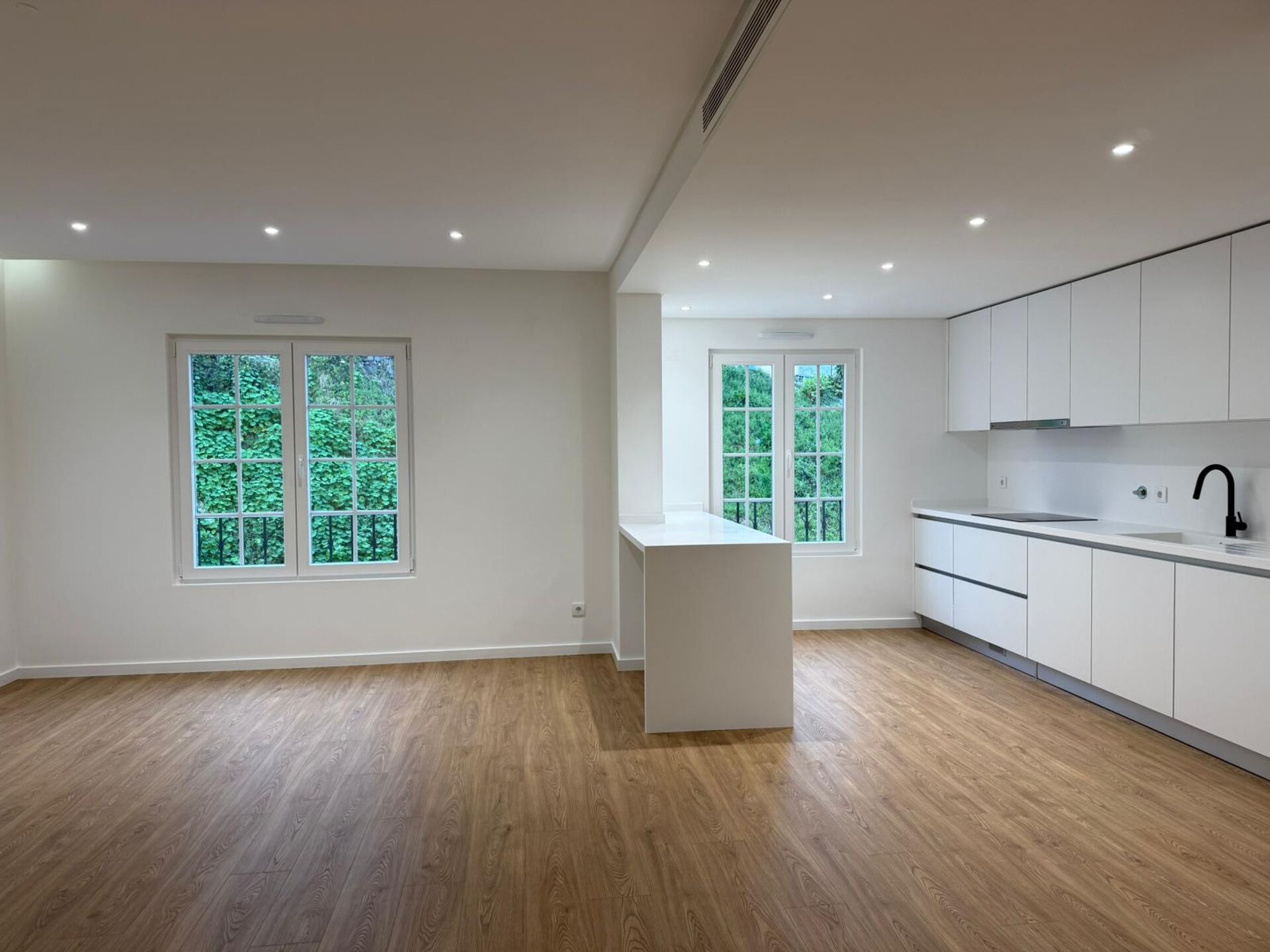 Apartamento T2 no Neudel Novo. as portas de Lisboa