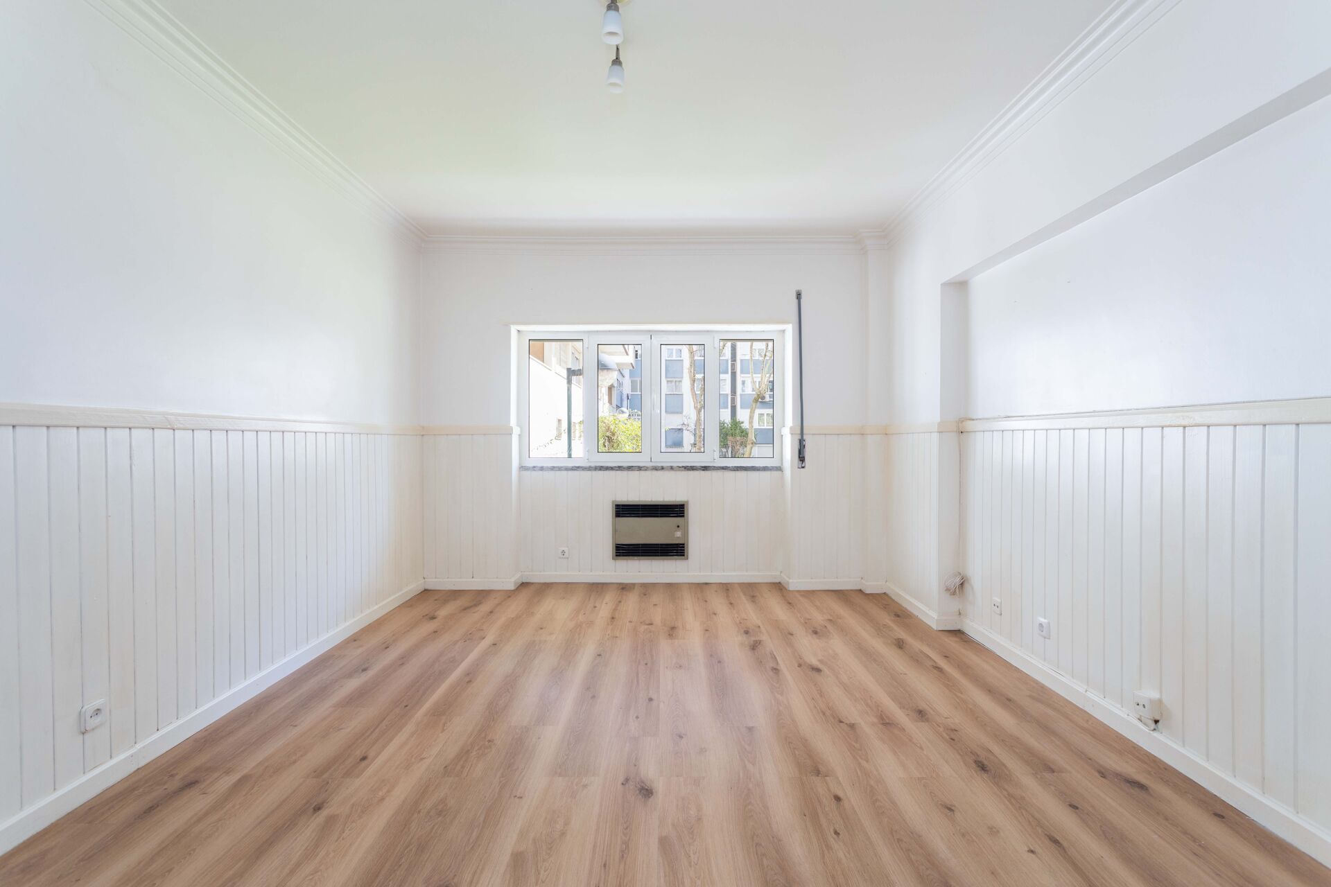Apartamento T3 para Arrendamento em Benfica – Espaço, Conforto e Excelente Localização