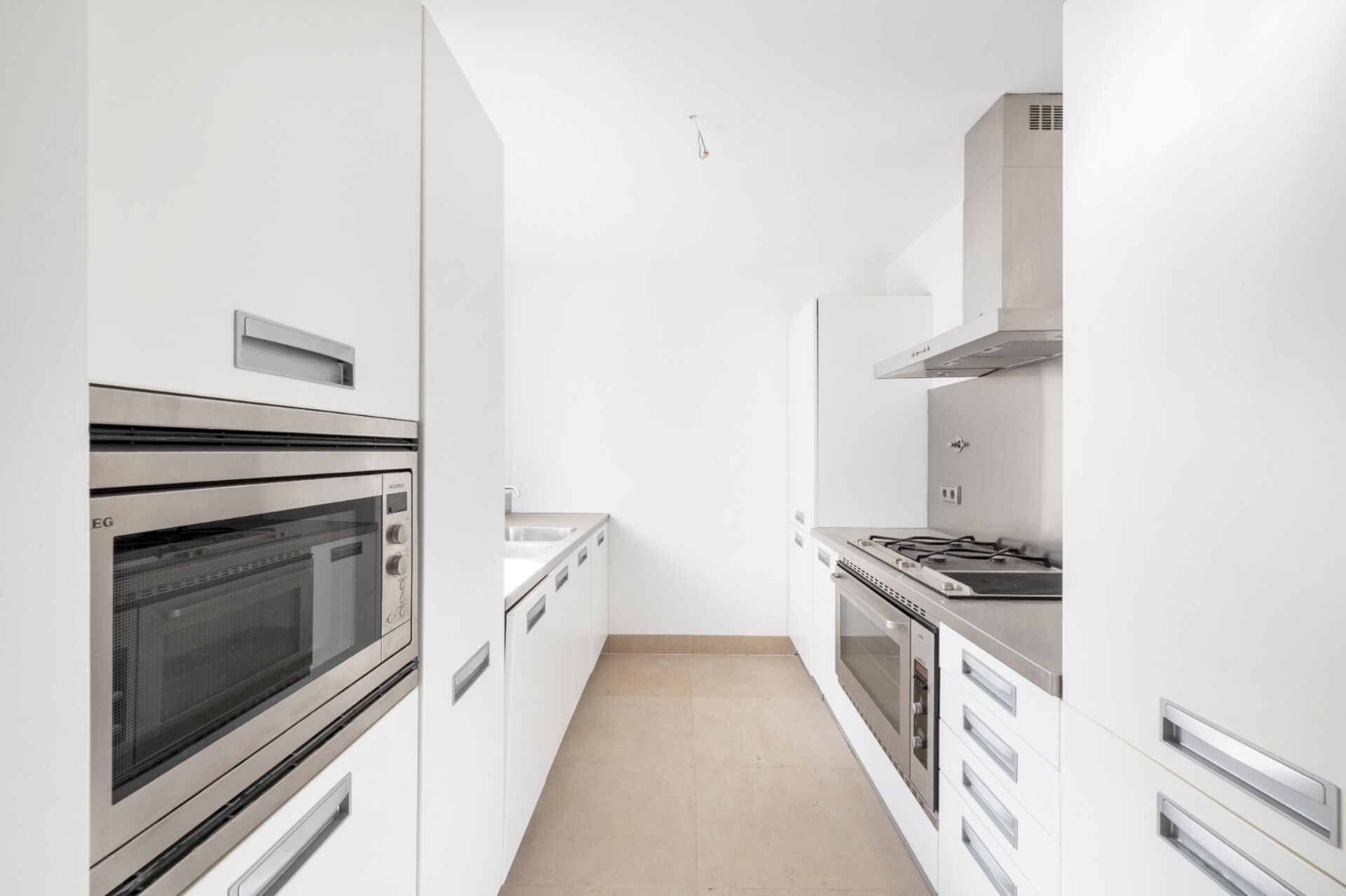 T2+1 junto ao Chiado em prédio de 2003 com elevador