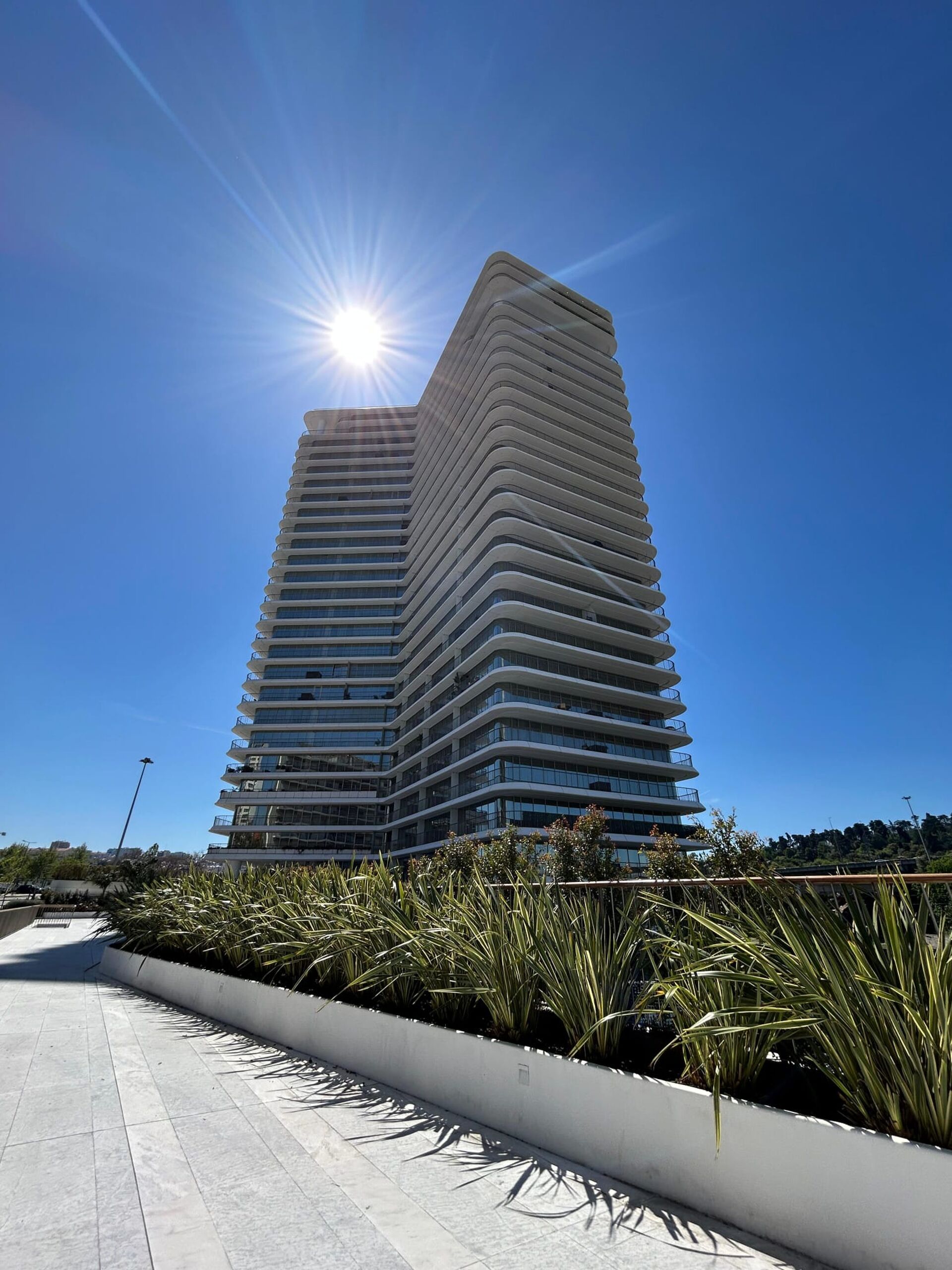 Arrendamento T2 Luxoso - Infinity Tower Campolide