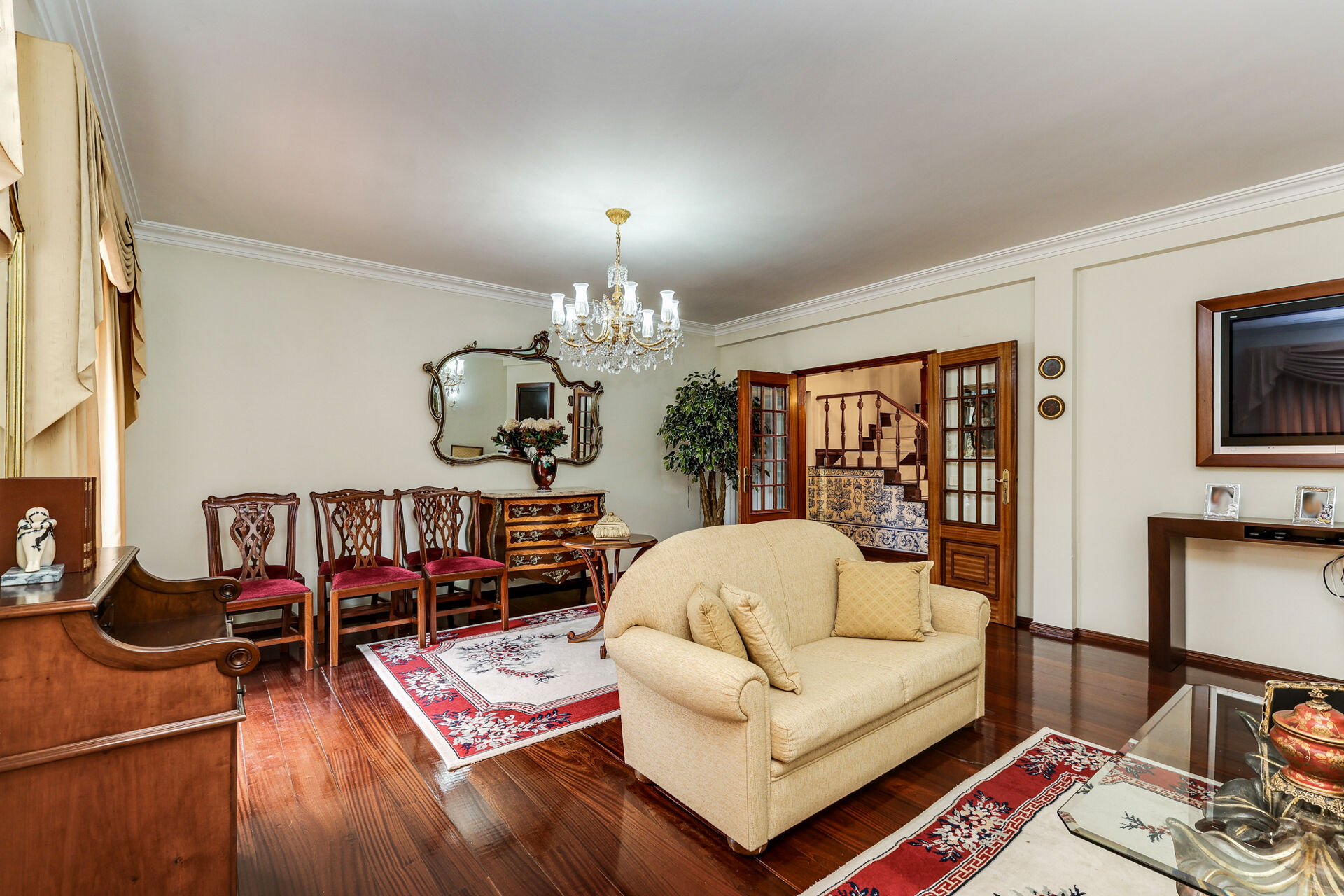 Moradia Isolada T4 em Carnaxide