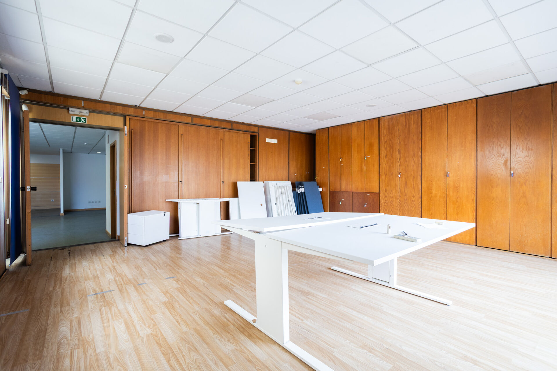 Espaço Comercial de 365 m² junto ao Marquês de Pombal com Potencial de Habitação e Investimento em Lisboa