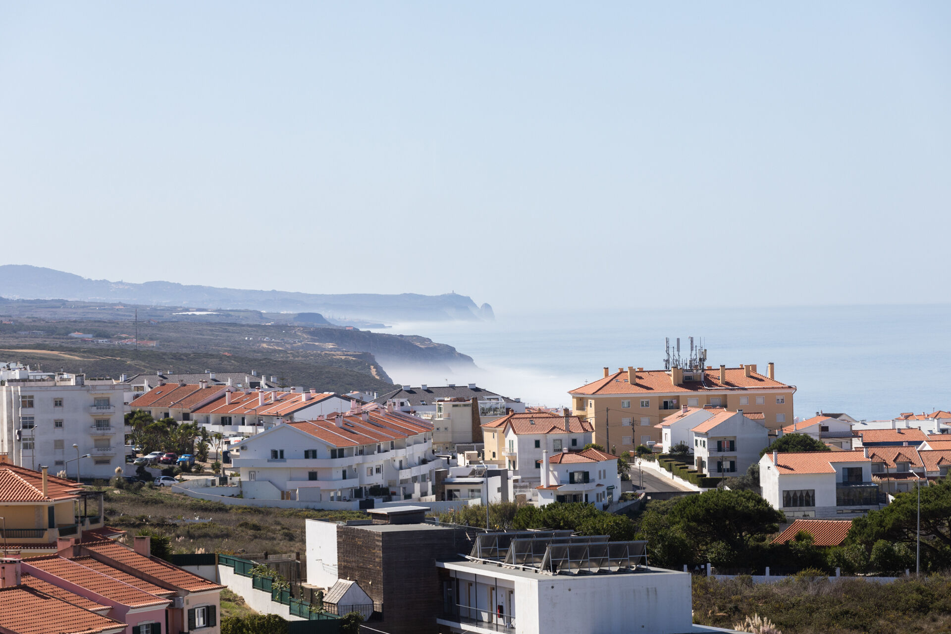 Penthouse de Sonho com Vistas Oceânicas: O Refúgio Ideal para a Sua Família no Oeste!