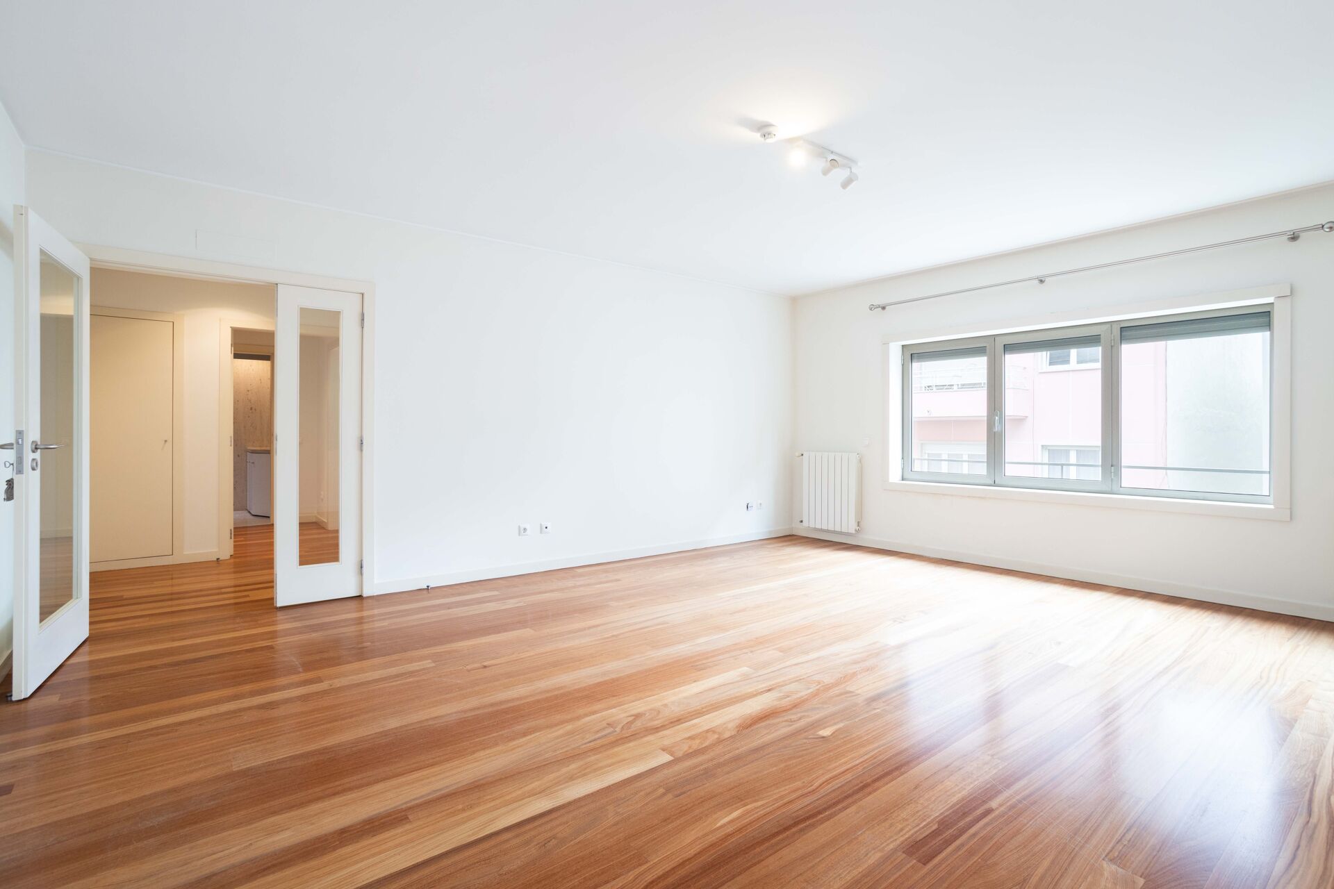 APARTAMENTO T1- ARRENDAMENTO