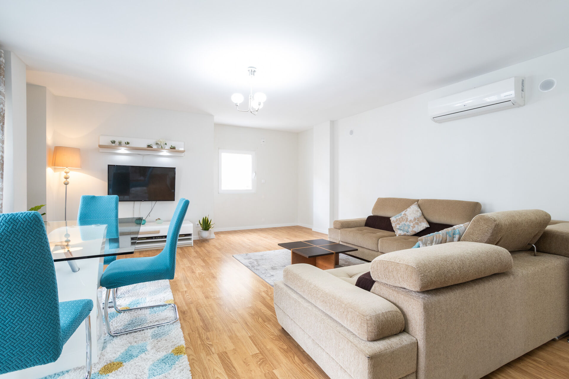 Apartamento T3 com 163 m², Box e Arrecadação
