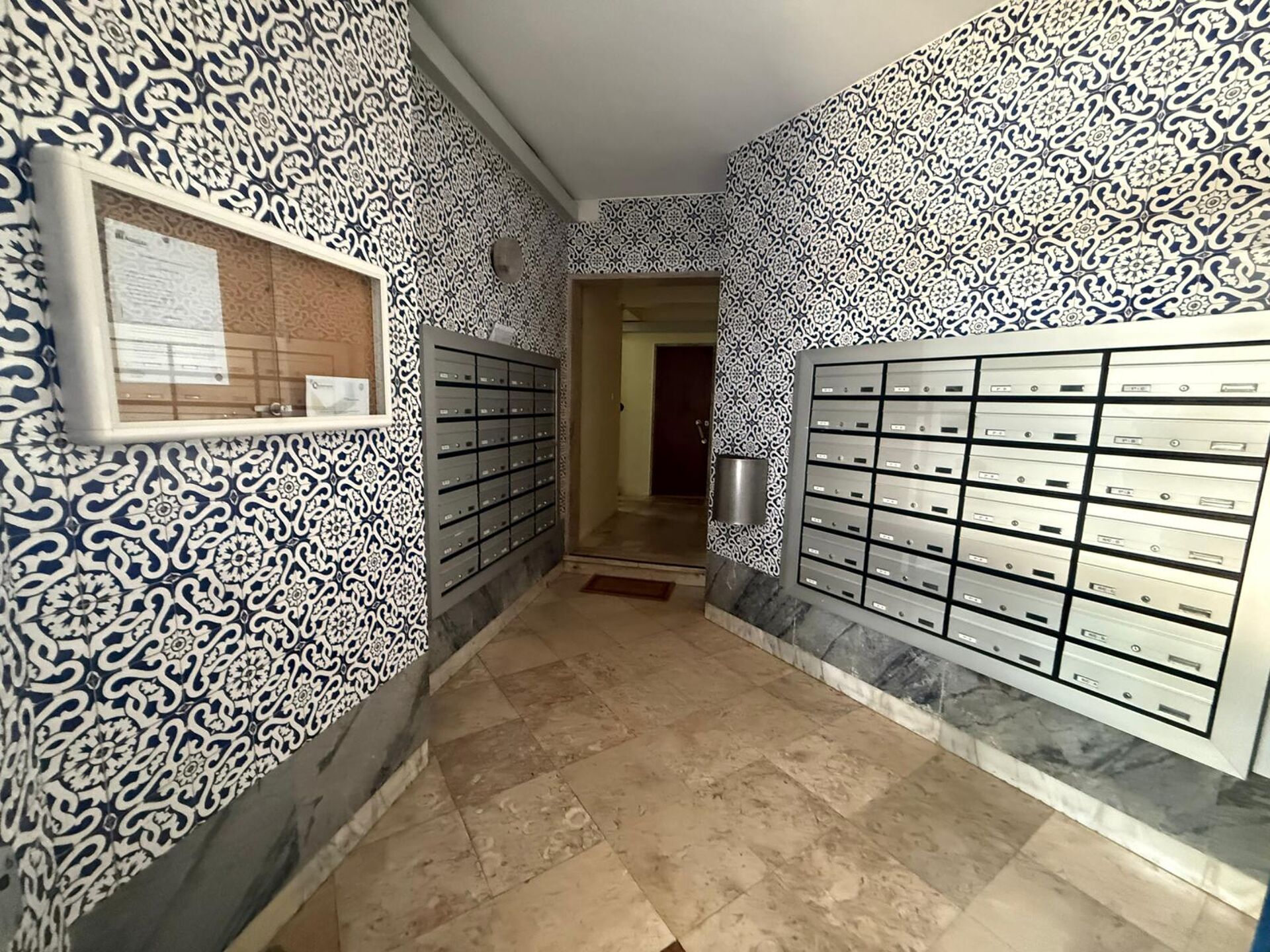  T1 totalmente Renovado - Oeiras, Paço de Arcos. 