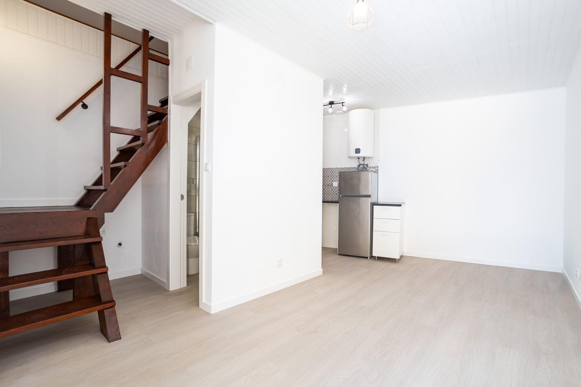 T2 Duplex inserido em vila com pátio em Campo de Ourique