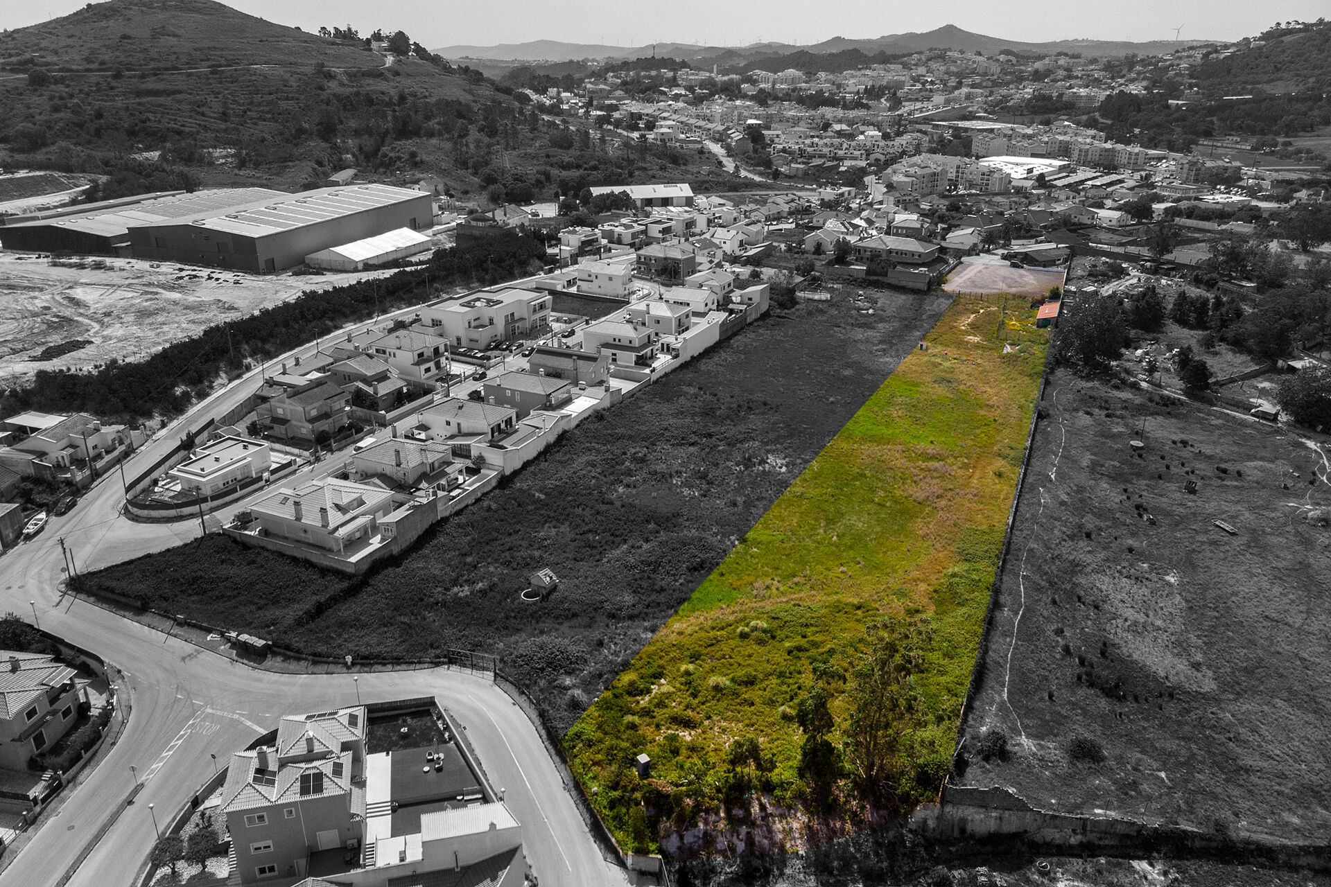 Terreno urbanizável de 9.474,25m2 na Malveira