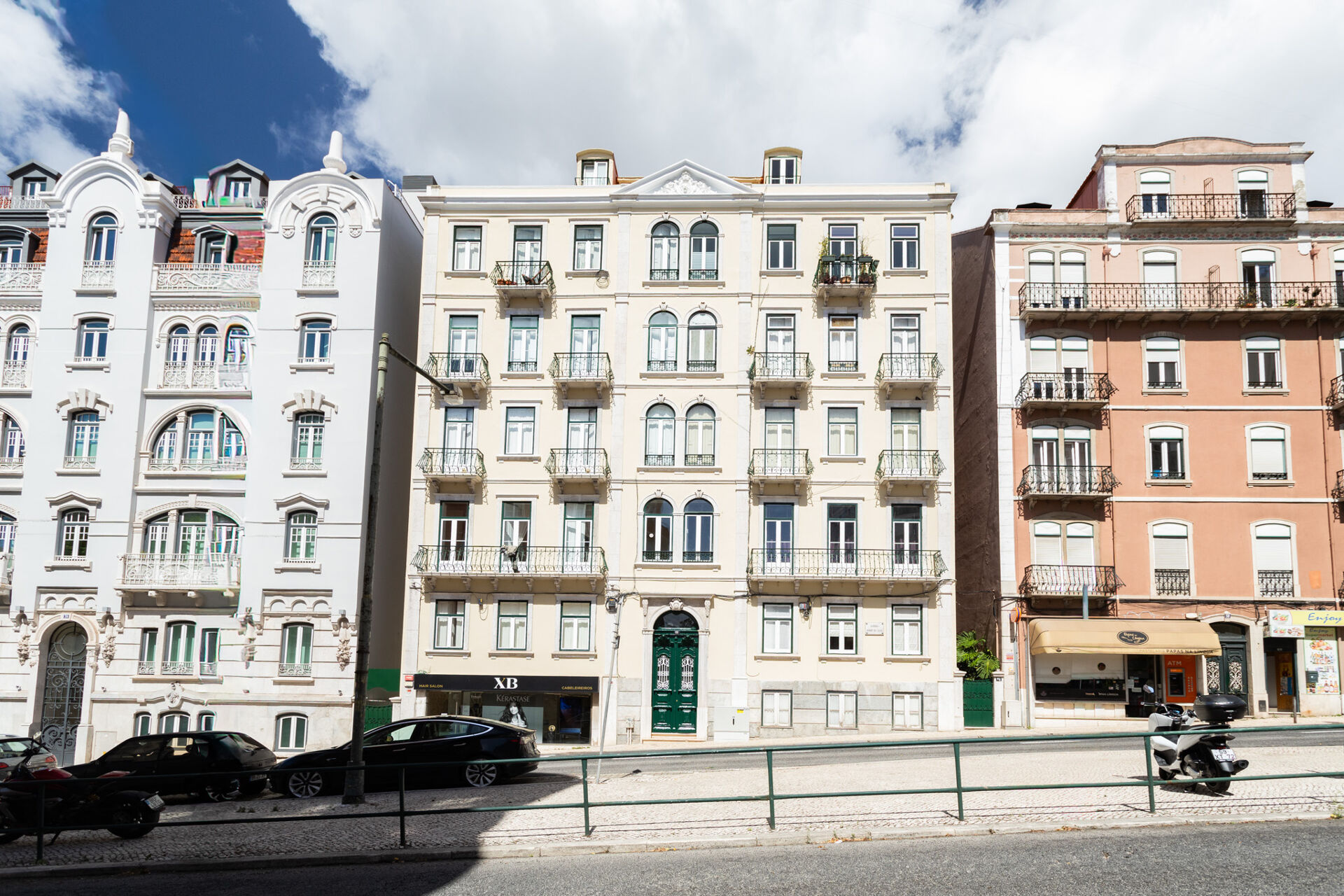 Apartamento T4 junto á Av da Liberdade