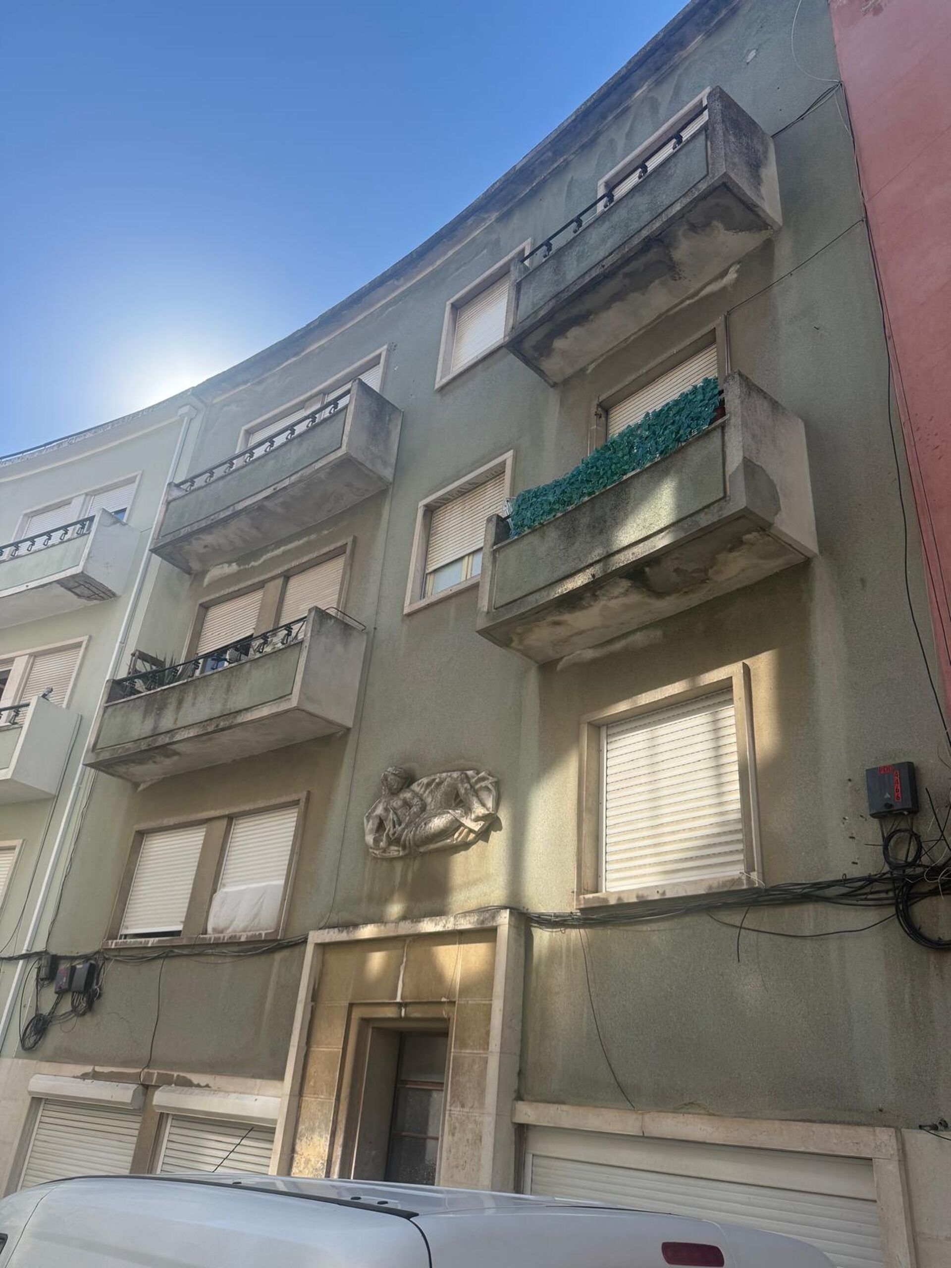 OPORTUNIDADE DE INVESTIMENTO | RUA DO FUNCHAL | LISBOA