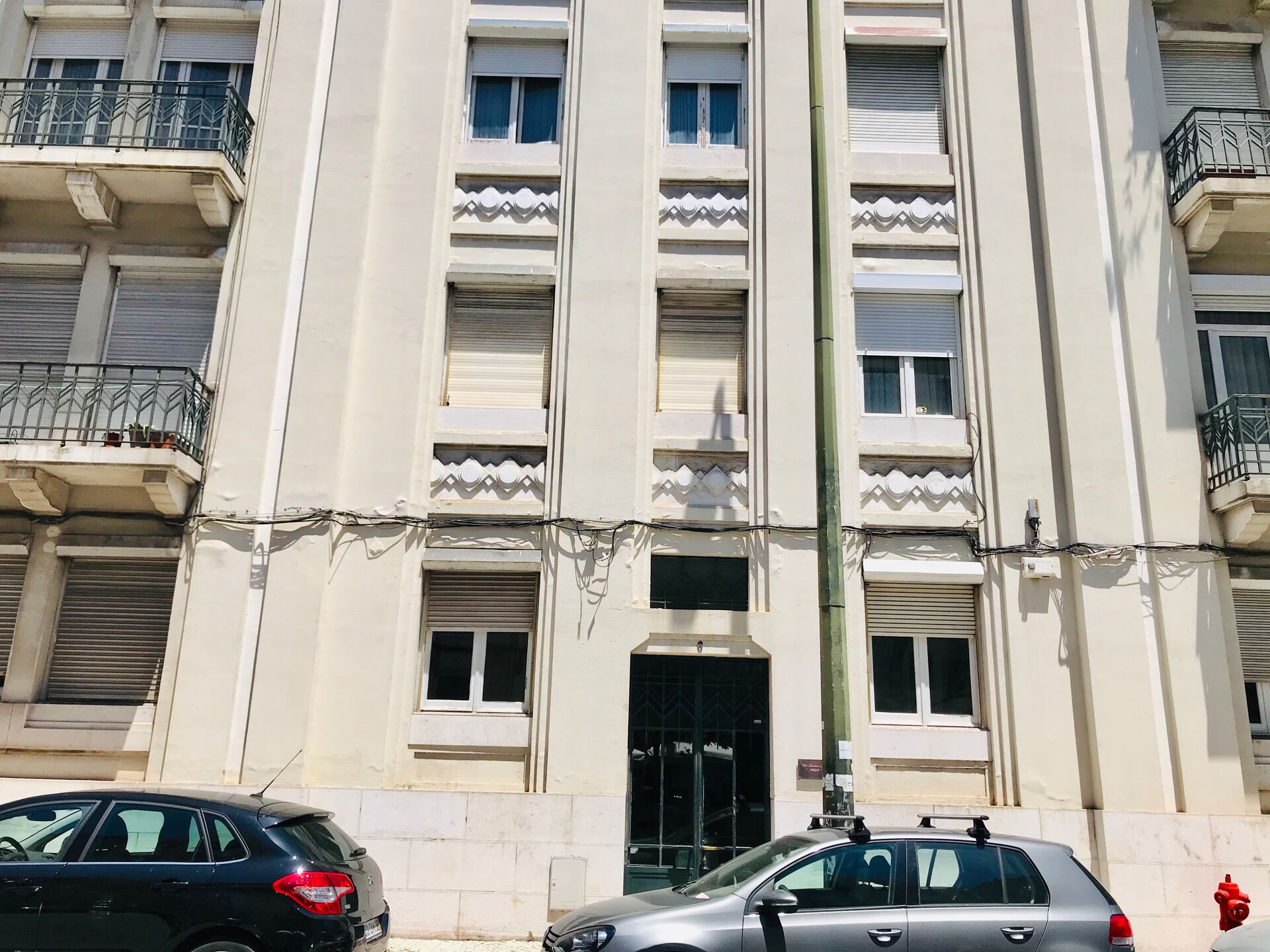 Arrendamento de Escritório nas Avenidas Novas | Bairro Azul | Junto ao El Corte Inglés