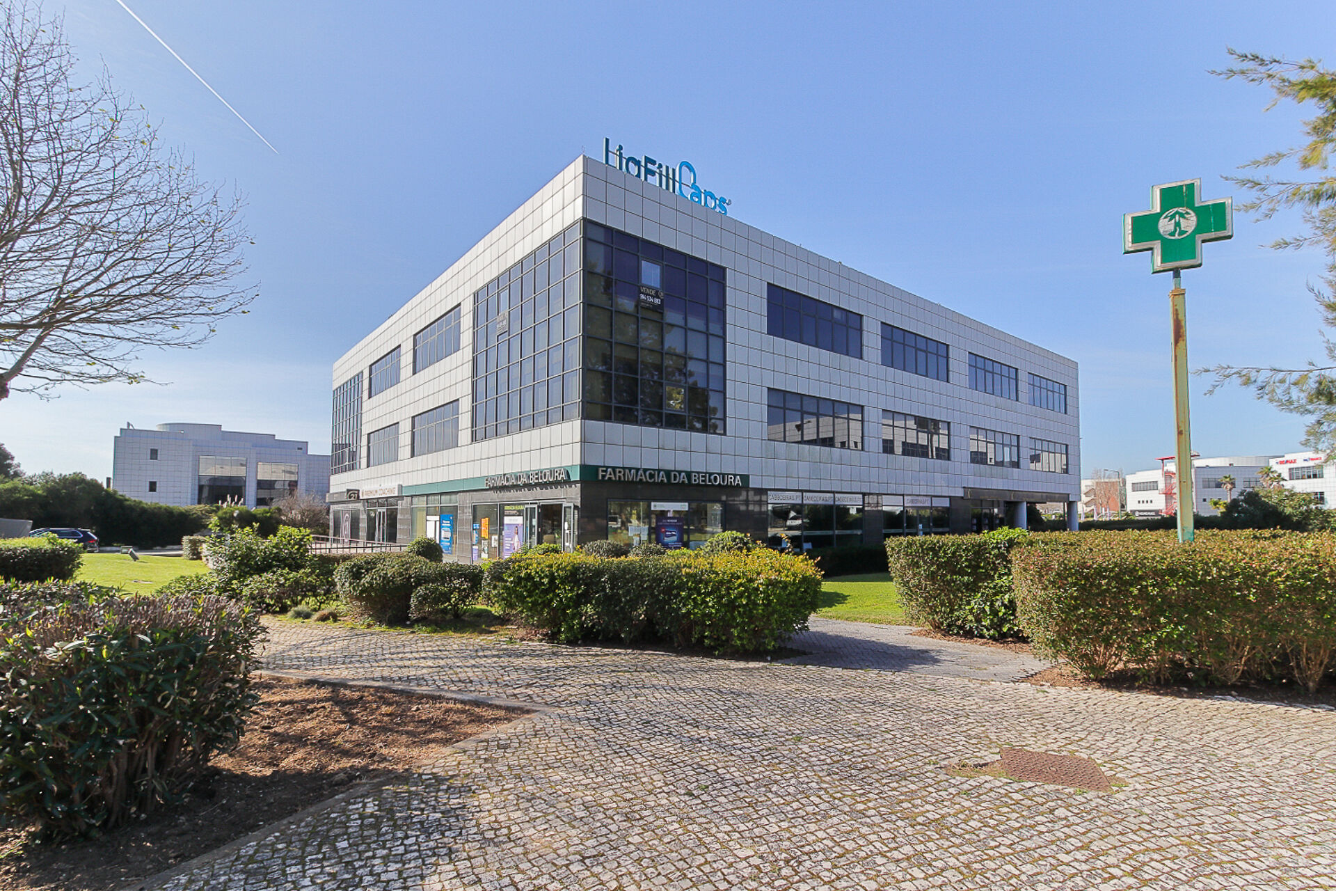 OPORTUNIDADE de INVESTIMENTO - ESCRITÓRIO NA QUINTA DA BELOURA SINTRA